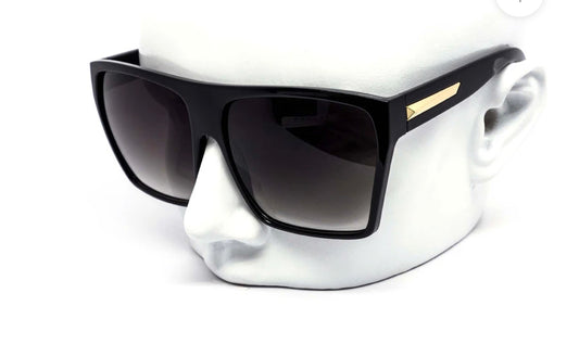 Black sunnies
